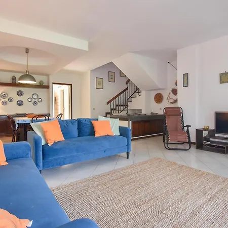 Vakantiehuis In With Wifi Terrasini